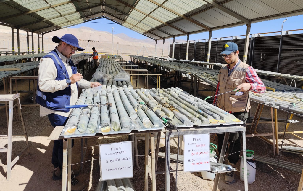Tras la huella del cobre: Con IA, tesista UdeC busca transformar su investigación en emprendimiento