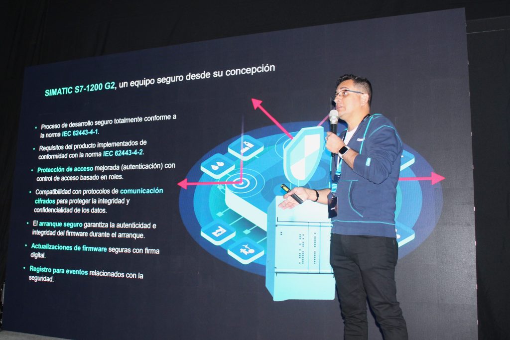 Industria más inteligente, eficiente y fiable: así es el nuevo controlador de Siemens que llega a Chile