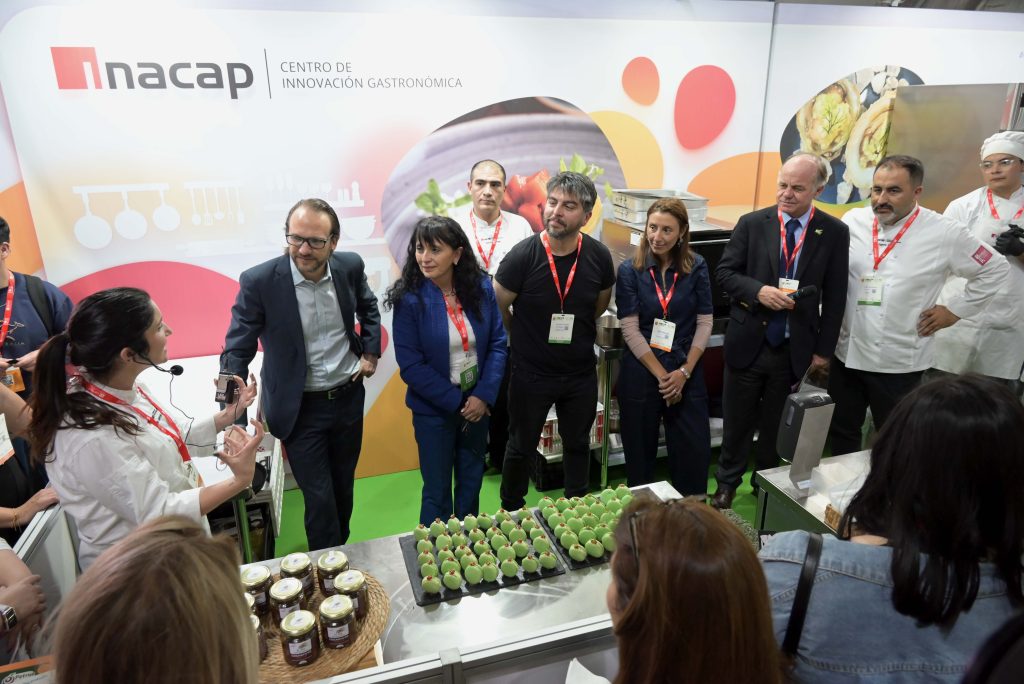 Empresas del sector alimentario y FoodTech apoyadas por Corfo exhibieron sus innovaciones en Food Service 2025