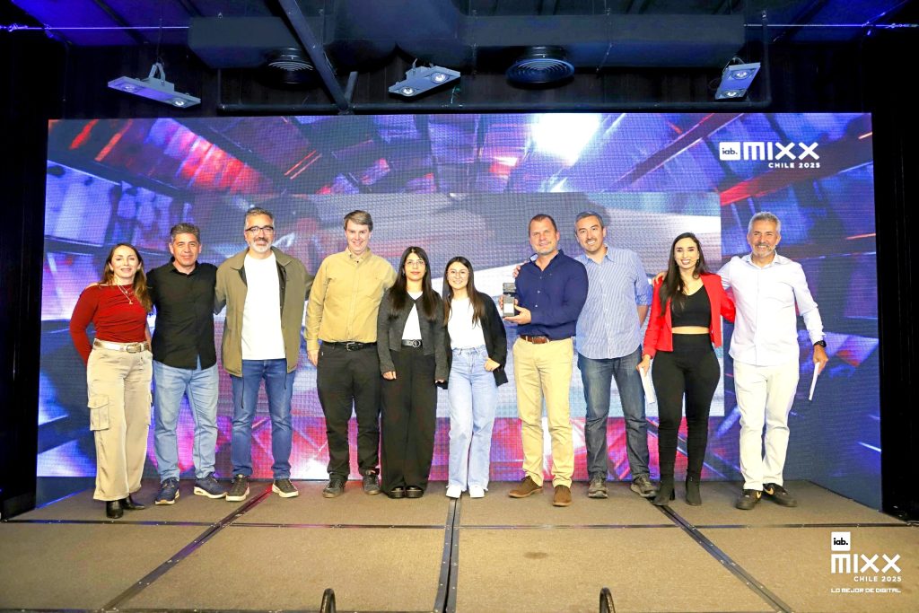 Agencia Cebra obtiene Oro en el IAB MIXX Chile 2025 impulsando el crecimiento de Acepta by Sovos
