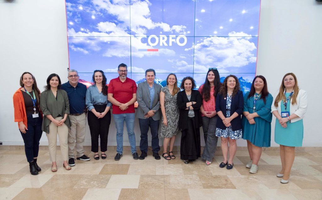 Corfo abre convocatorias para Pymes en absorción tecnológica y contratación de capital humano para innovar
